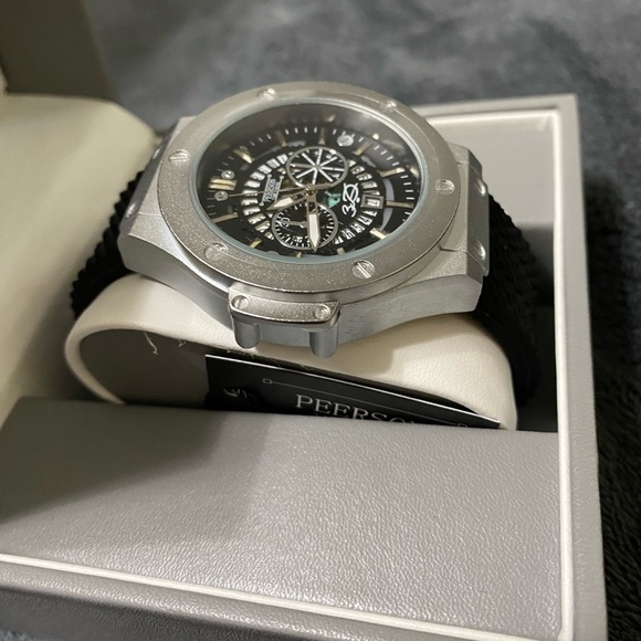 Person Time Pieces - Picture 5 of 8